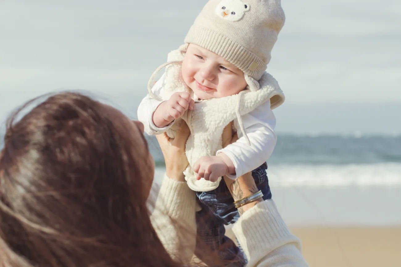 Séance photo bébé à la plage — Amour et Lumière, Bassin d'Arcachon
